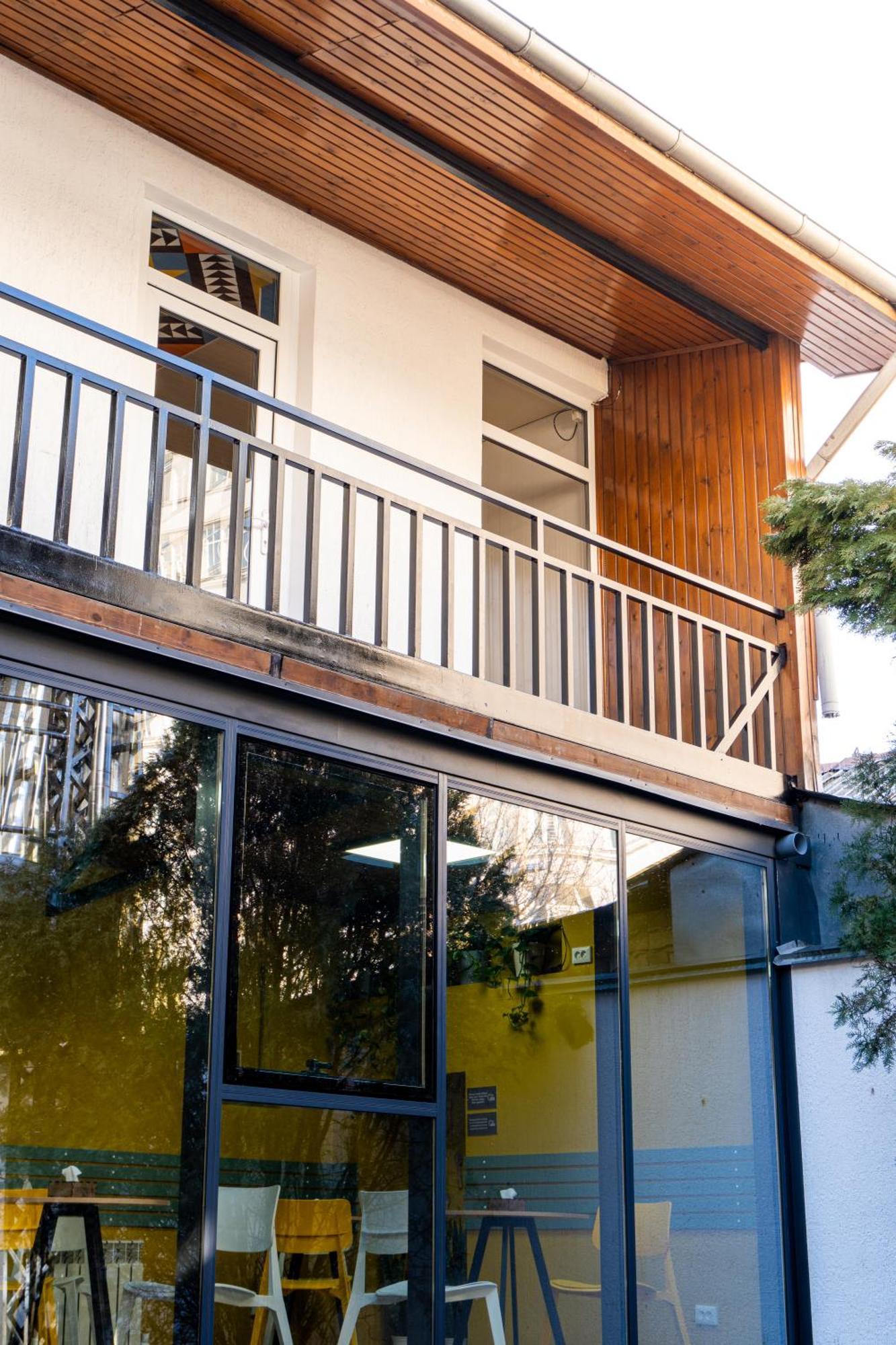 People Hostel & Coworking Bishkek Exterior foto
